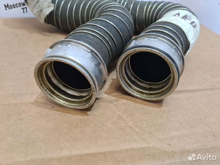 Патрубок интеркулера левый Mercedes W204