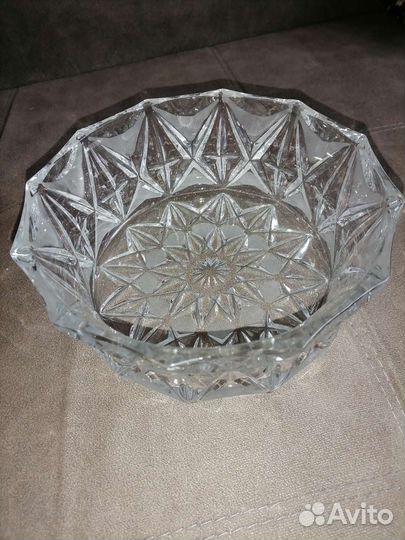 Хрустальная ваза