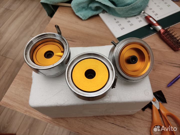 Пресс-формы/чашки для закатных значков