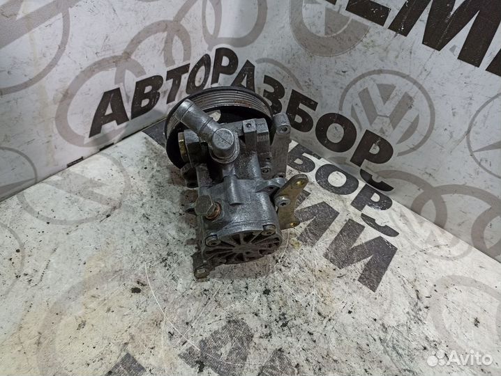 Насос гур Mercedes W210 M111.270 V-2.3