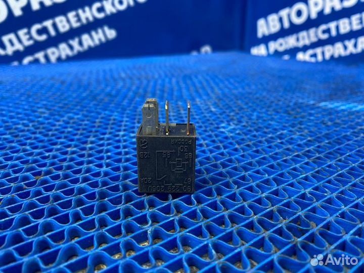 Реле Daewoo Nexia седан 2006