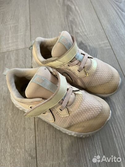 Кроссовки адидас оригинал