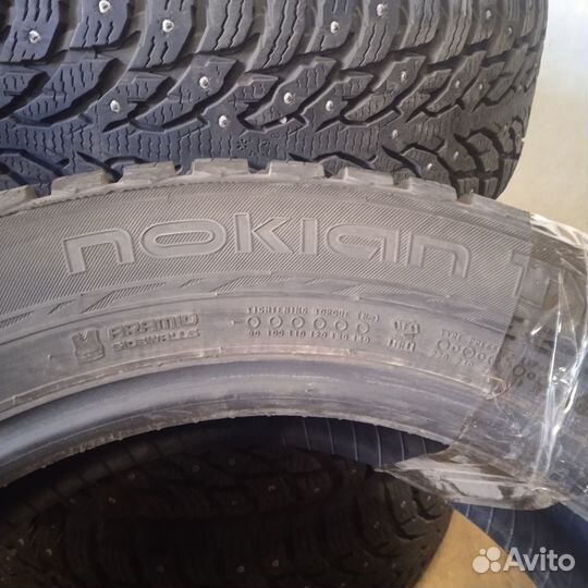 Nokian Tyres Hakkapeliitta 9 SUV 225/55 R18 T
