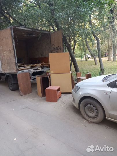 Вывоз мусора мебил хлам на газелю с грузчиками