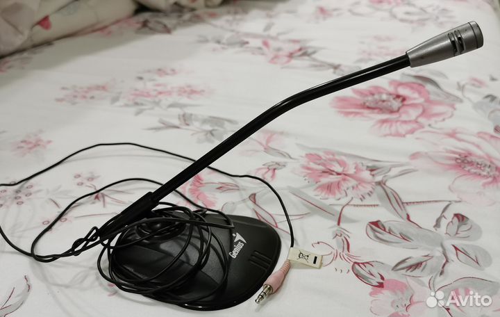 Микрофон настольный Genius MIC 01A, б/у