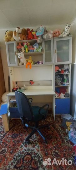 Детская стенка со столом