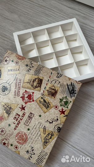 Коробка с ячейками для конфет 16 шт