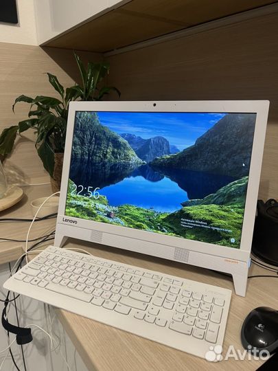 Lenovo моноблок белый