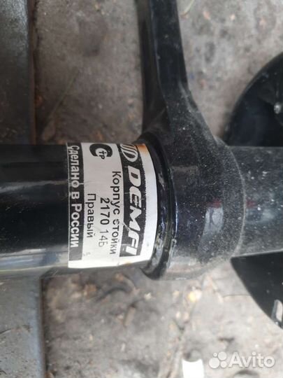 Корпуса стоек Ваз2170