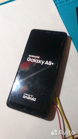 Samsung Galaxy A8+, 4/32 ГБ