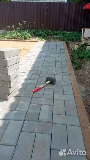 Укладка тротуарной плитки