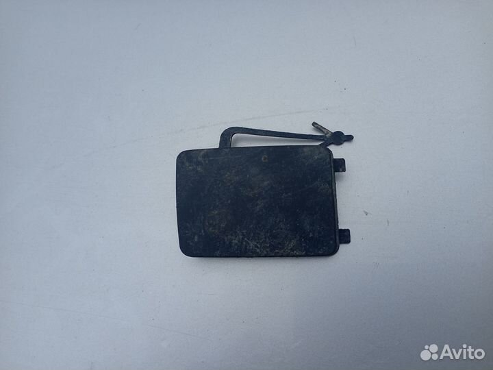 Заглушка переднего бампера Peugeot 308