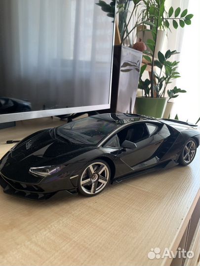 Машинка на радиоуправлении