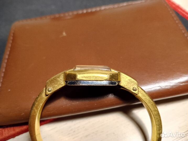 Часы Slava 17 jewels