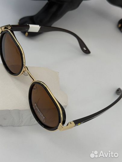 Солнцезащитные очки Ray ban