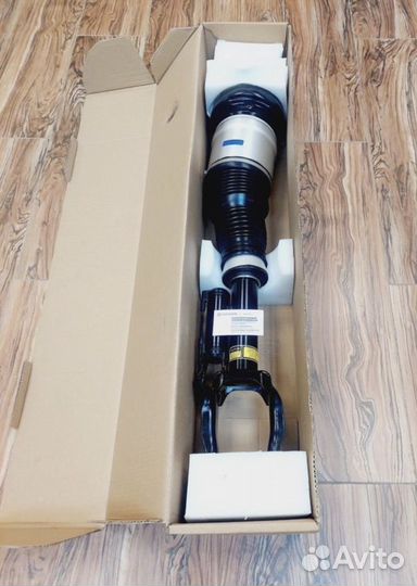 Пневмостойка правая Мерседес GL W166