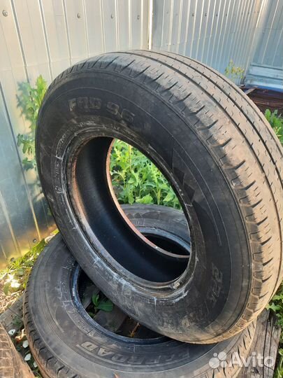Farroad FRD96 225/75 R16C 120M