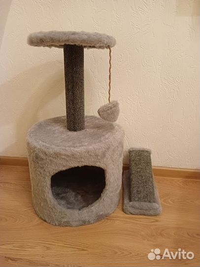 Домик для кошки с когтеточкой новый