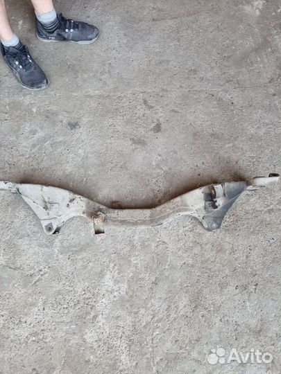 Задний подрамник Audi S4C4/A6C4/100