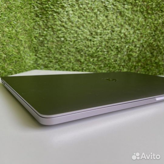 Apple MacBook Pro 16