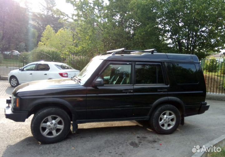 В разборе Land Rover Discovery 2