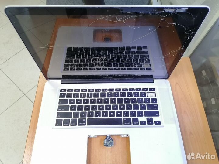 Продам от Apple MacBook Pro 15