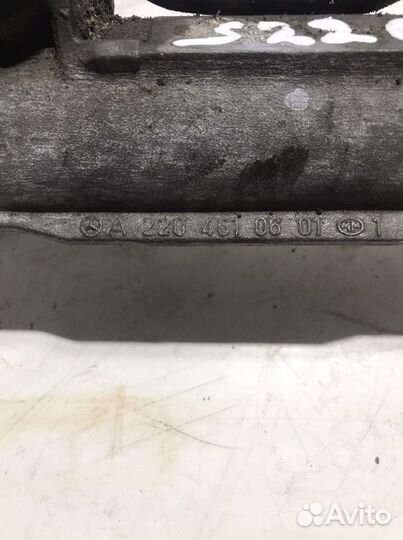 Рулевая рейка Mercedes W220 2000 год