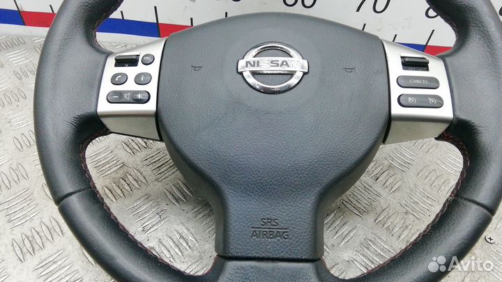 Руль с круиз-контролем на Nissan Note E11