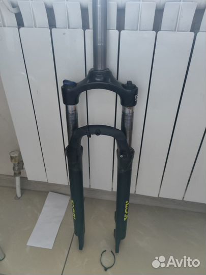Велосипедная вилка 29 SR Suntour XCT