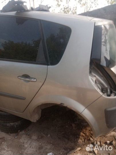 Крыло заднее Renault Scenic 2