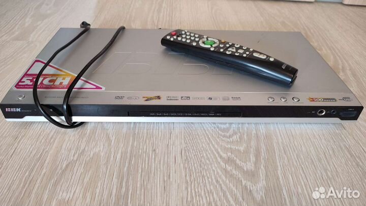 DVD плеер с USB BBK DV628SI