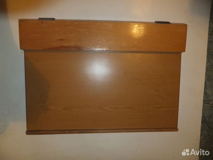 Столик для школьника