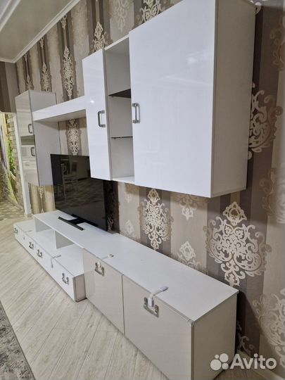 Мебель в гостинную бу