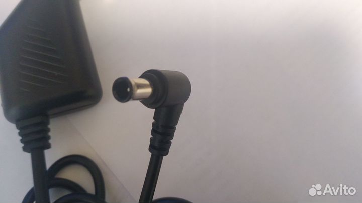 Автомобильный блок питания для ноутбука 19.5V4.7A