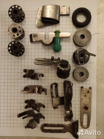 Иглы, лапки, шпульки, колпачки