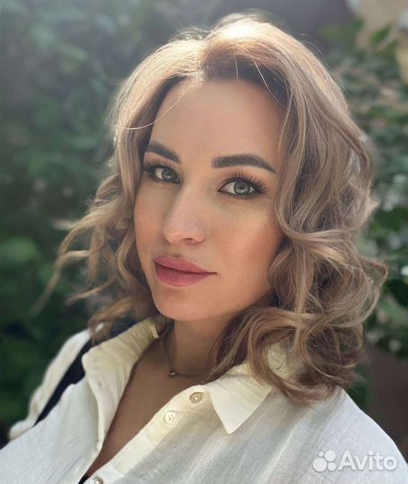 Макияж и прическа