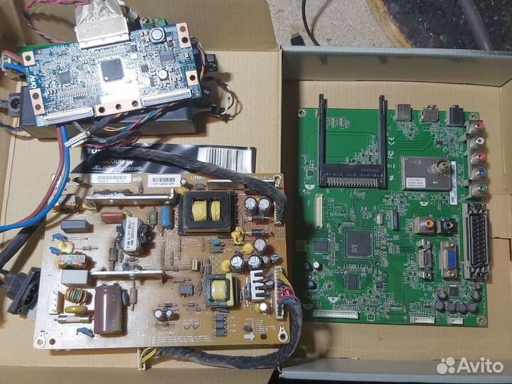 Запчасти для тв Toshiba 32LV833RB