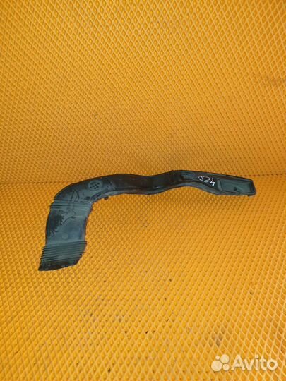 Воздуховод Ford Focus