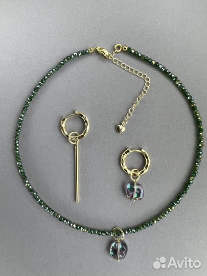 Чокеры: из камней, жемчуга, металла / тренды