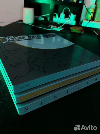 Sony playstation 4 Pro God of War LE