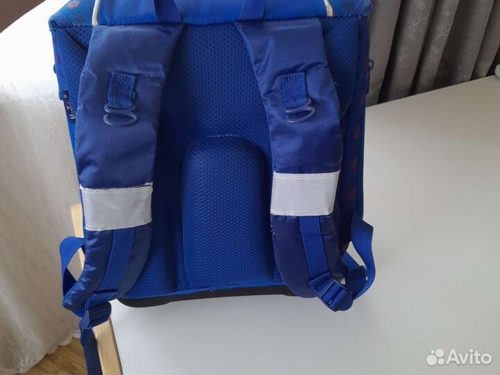 Школьный рюкзак