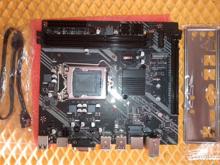 Новая материнская плата LGA1155 с м2
