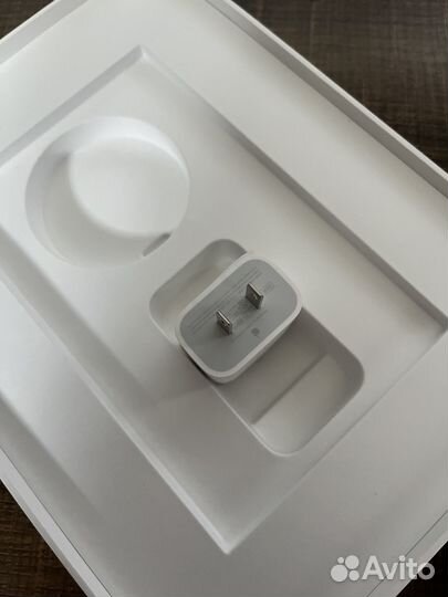 Зарядное устройство Apple 20W USB-C