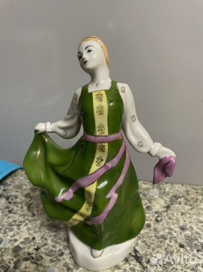 Статуэтка плясунья барановка