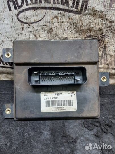 Блок управления топливным насосом Opel Antara LE5