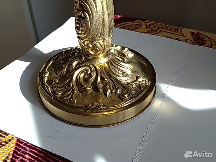 Старинный подсвечник, состояние нового