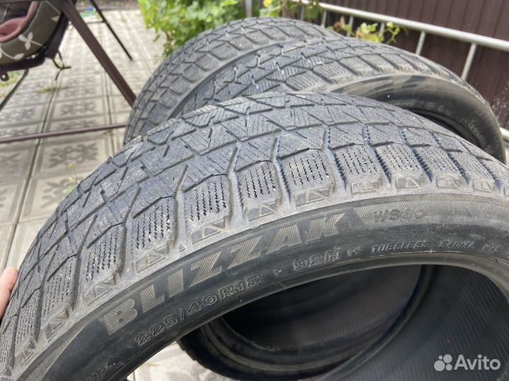 Bridgestone Blizzak WS-80 225/40 R18 92H
