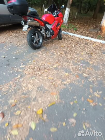 Honda VFR 800