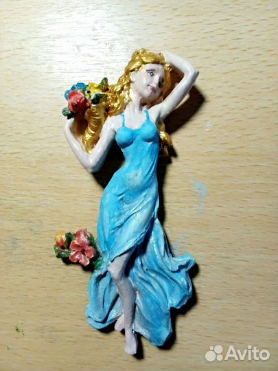 Ручная работа.статуэтки,сувениры,магниты на хол-к