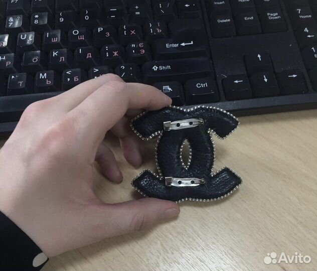 Брошь Chanel